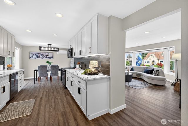 4546 6th Avenue, Tacoma, WA 98406