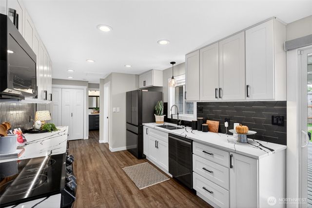 4546 6th Avenue, Tacoma, WA 98406