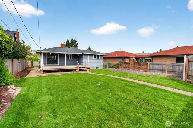 4546 6th Avenue, Tacoma, WA 98406