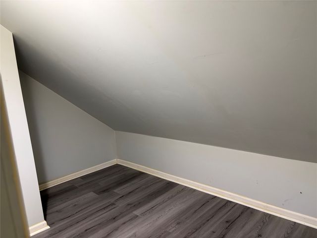 1424 E 9TH Street, Erie, PA 16503