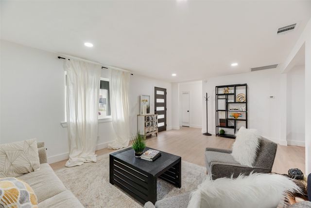 218 Howard Street, Royse City, TX 75189