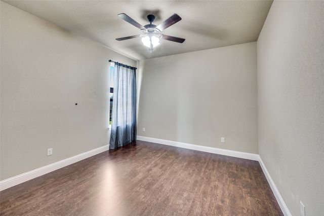 7232 Sussex Lane, Mansfield, TX 76063