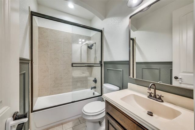 7232 Sussex Lane, Mansfield, TX 76063