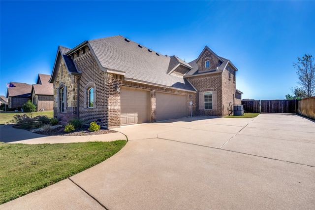 7232 Sussex Lane, Mansfield, TX 76063