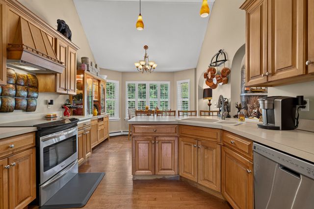 141 Fox Farm Road, New Ipswich, NH 03071