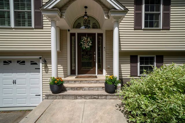 141 Fox Farm Road, New Ipswich, NH 03071