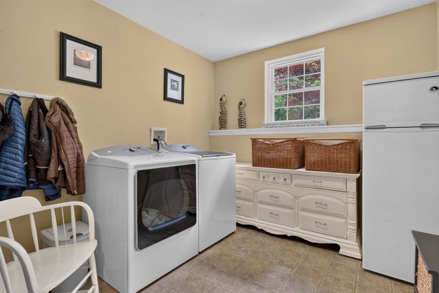 141 Fox Farm Road, New Ipswich, NH 03071