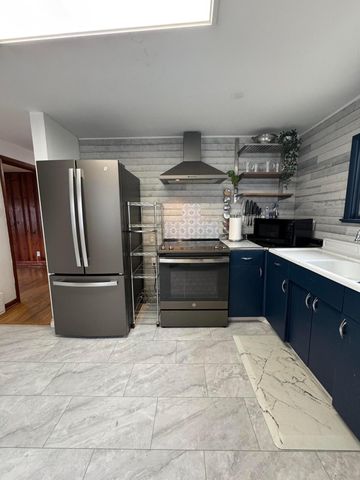 37 Spencer Street, Delaware, OH 43015