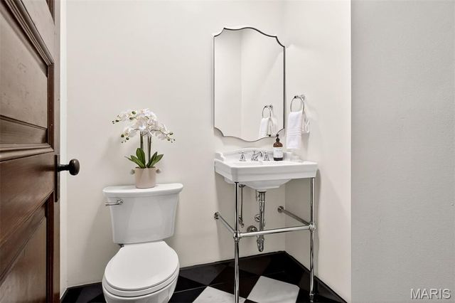 4341 Westminster Place 1, St Louis, MO 63108