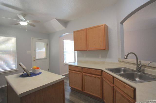 411 POINT RISE, San Antonio, TX 78253