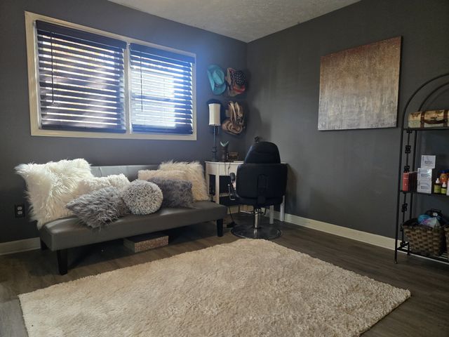 1203 Edgewood Dr, Manchester, TN 37355