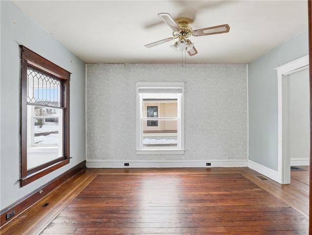 111 East Vanderbilt Street, Athens Boro, PA 18810