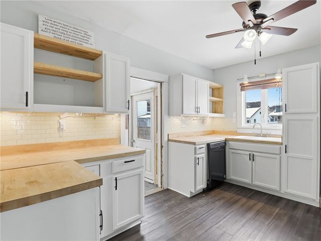 111 East Vanderbilt Street, Athens Boro, PA 18810