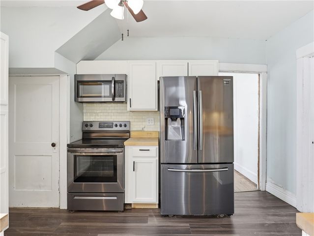 111 East Vanderbilt Street, Athens Boro, PA 18810