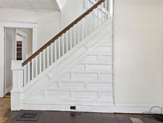 111 East Vanderbilt Street, Athens Boro, PA 18810