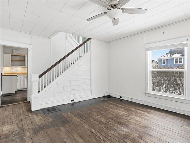 111 East Vanderbilt Street, Athens Boro, PA 18810