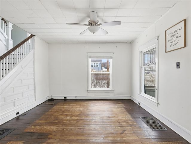 111 East Vanderbilt Street, Athens Boro, PA 18810