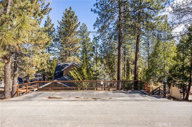 547 Chipmunk, Big Bear Lake, CA 92315