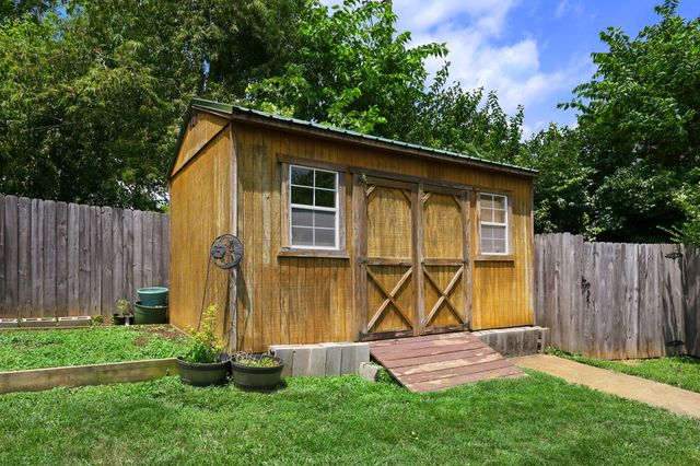 123 Heritage Drive, Nicholasville, KY 40356