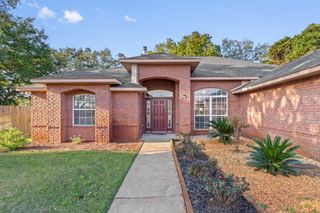 1963 Melissa Oaks Drive, Gulf Breeze, FL 32563
