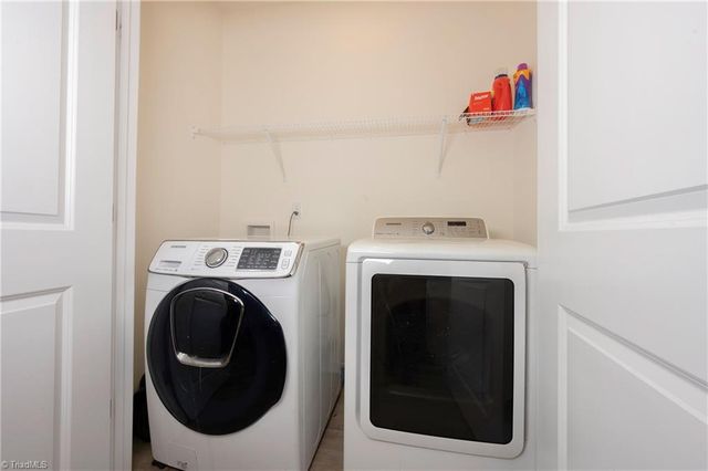 6 W 28th Street, Winston-salem, NC 27105
