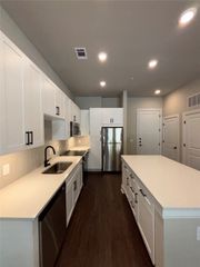 111 Town Place 1050, Fairview, TX 75069