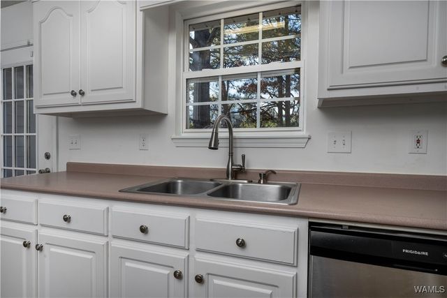 3315 44th Place E, Tuscaloosa, AL 35405