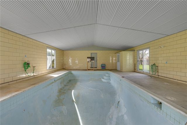 145 Oakhill, Center Twp, PA 15001