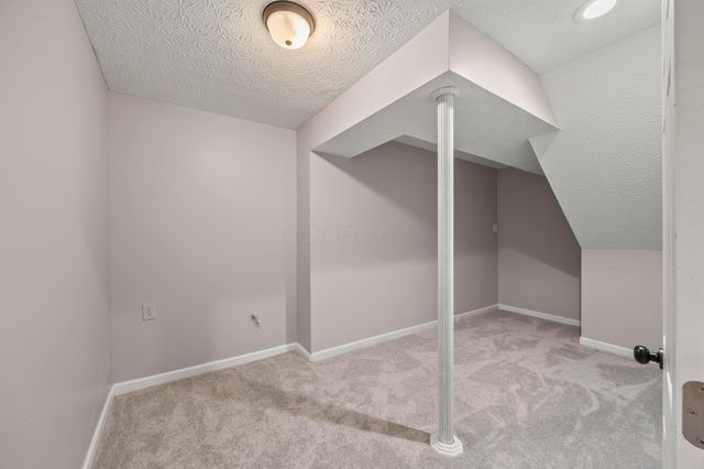 5935 Pondview Court, Hilliard, OH 43026