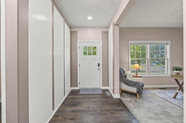 5935 Pondview Court, Hilliard, OH 43026