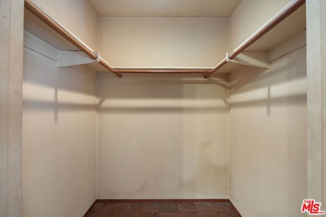 2711 Canyon Drive, Los Angeles, CA 90068