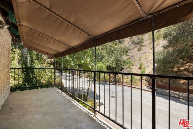 2711 Canyon Drive, Los Angeles, CA 90068