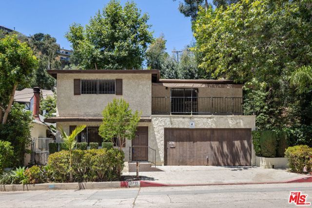 2711 Canyon Drive, Los Angeles, CA 90068