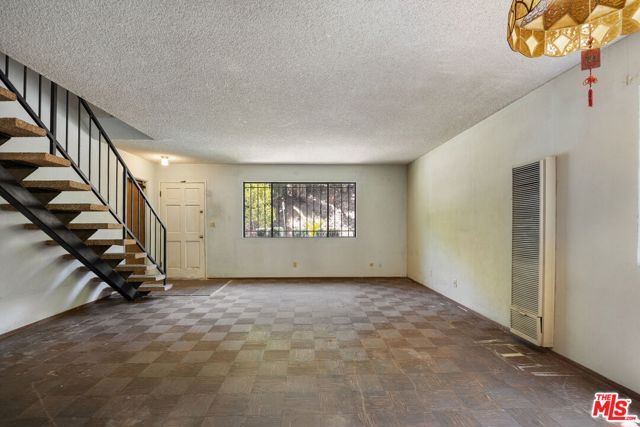 2711 Canyon Drive, Los Angeles, CA 90068