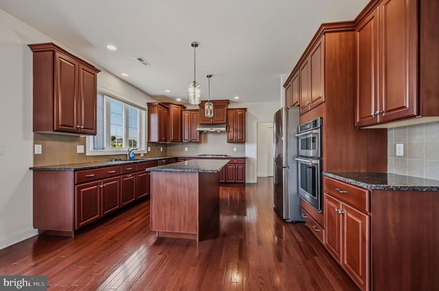 1103 CASEY DR, New Castle, DE 19720