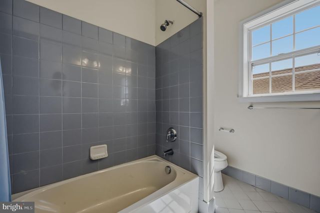 1103 CASEY DR, New Castle, DE 19720