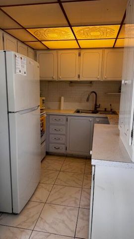 2000 NE 51st Court 111, Fort Lauderdale, FL 33308