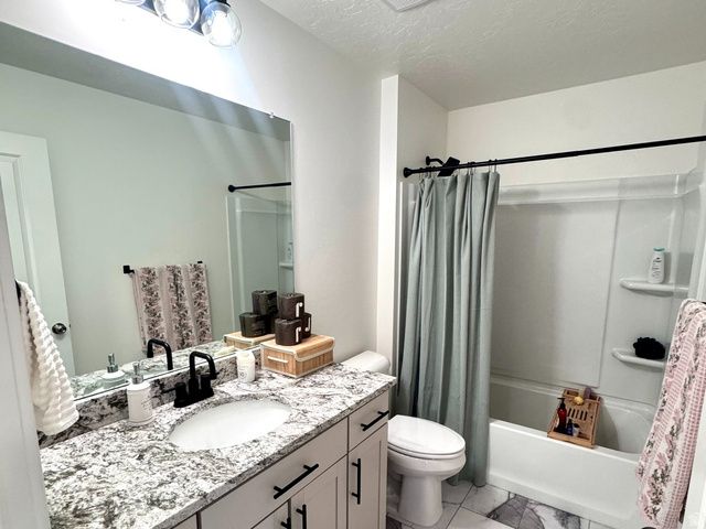 825 N 2175 W, Layton, UT 84041