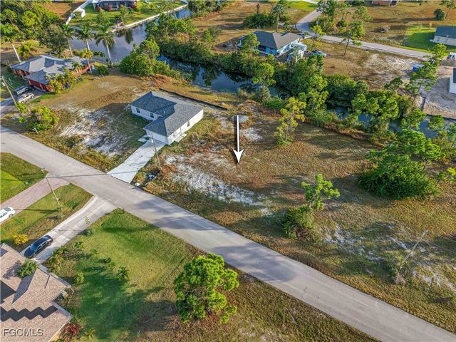 2220 NW 30th TER, Cape Coral, FL 33993