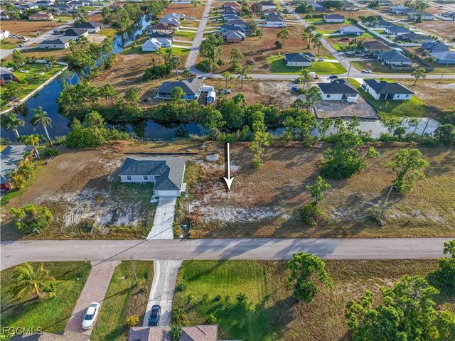 2220 NW 30th TER, Cape Coral, FL 33993