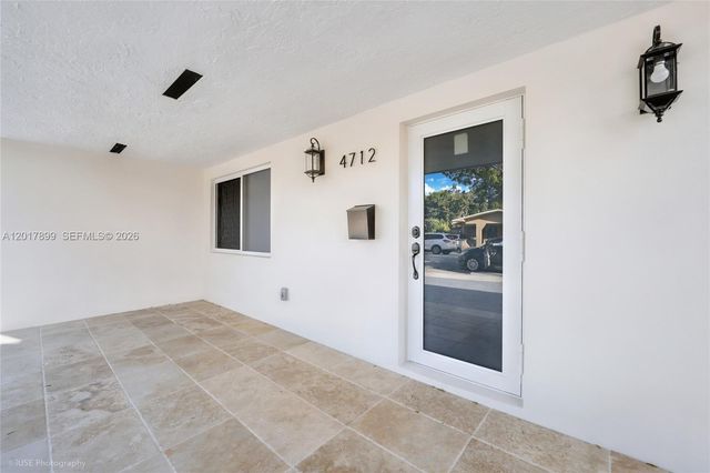 4712 SW 2nd Ter, Miami, FL 33134
