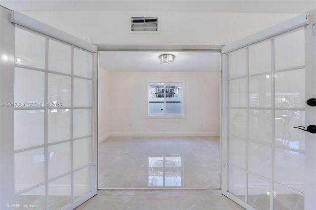4712 SW 2nd Ter, Miami, FL 33134