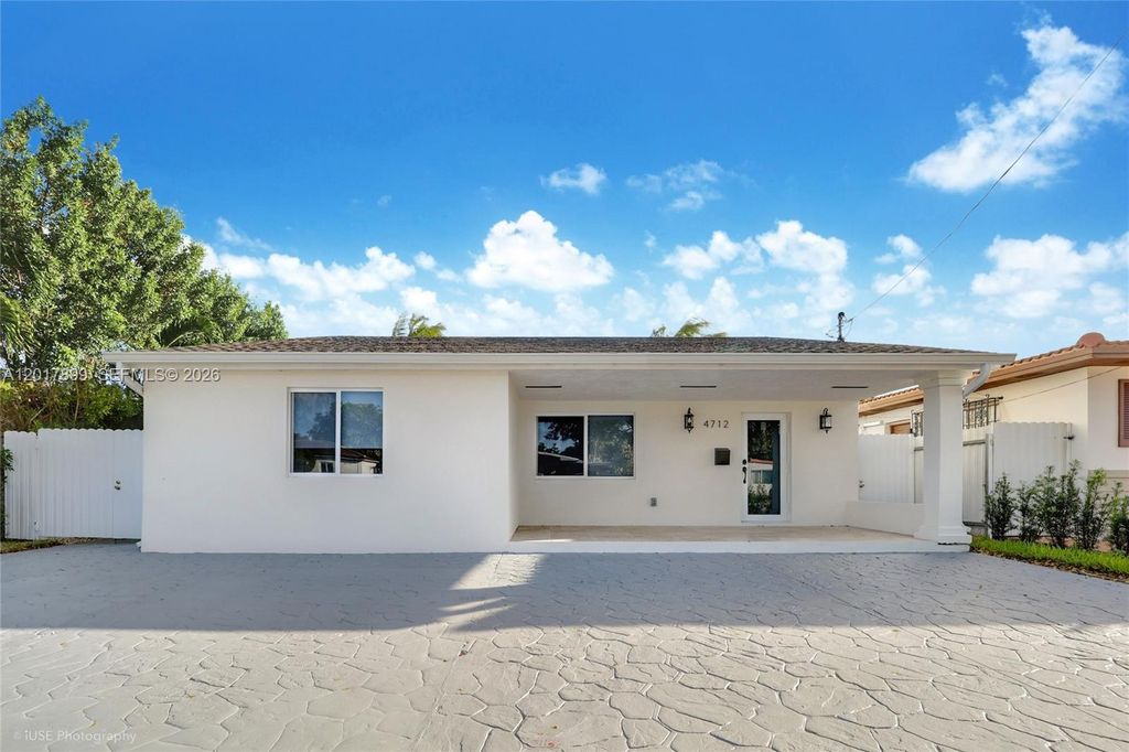 4712 SW 2nd Ter, Miami, FL 33134