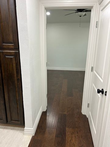 8545 Midpark Road 10, Dallas, TX 75240