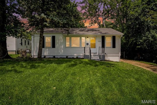 9201 Guthrie Avenue, Woodson Terrace, MO 63134