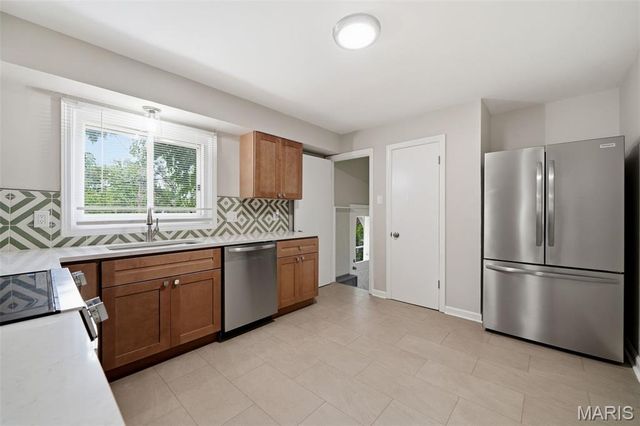 9201 Guthrie Avenue, Woodson Terrace, MO 63134