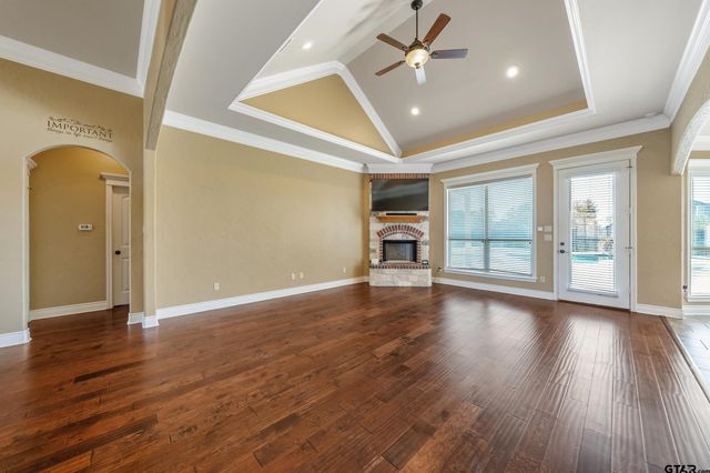 180 Kwando Ln., Bullard, TX 75757