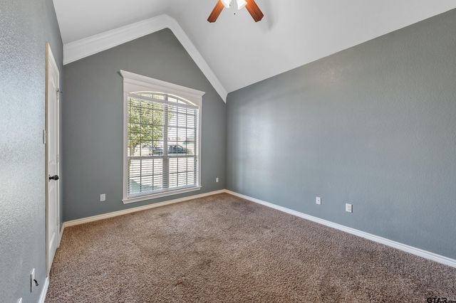 180 Kwando Ln., Bullard, TX 75757