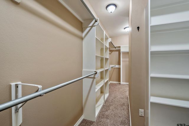 180 Kwando Ln., Bullard, TX 75757