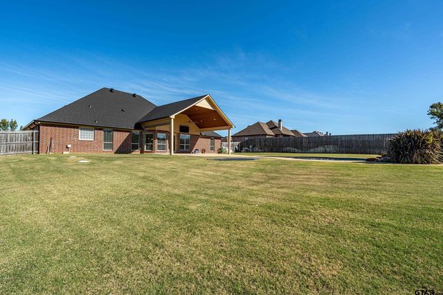 180 Kwando Ln., Bullard, TX 75757
